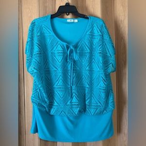Top, color in picture looks blue but is Turquoise